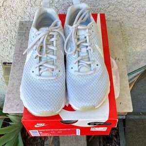 Nike Light Gray/White Mesh Athletic Sneakers